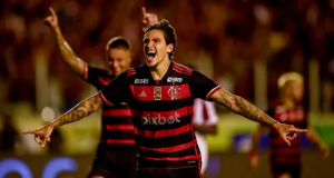 Pedro brilha e Flamengo assume a liderança do Carioca Pedro brilha e Flamengo assume a liderança do Carioca