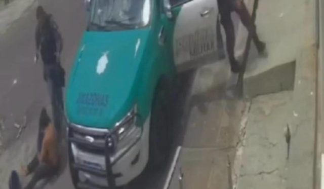 Vídeo: perseguição emocionante termina com captura de suposto assaltante em Manaus Vídeo: perseguição emocionante termina com captura de suposto assaltante em Manaus