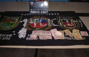 Traficante é presa em flagrante na zona leste de Manaus Traficante é presa em flagrante na zona leste de Manaus