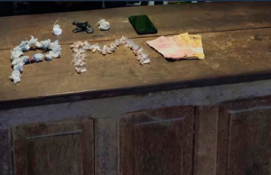 Adolescente de 17 anos é apreendido com drogas em Rio Preto da Eva Adolescente de 17 anos é apreendido com drogas em Rio Preto da Eva