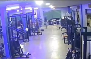 Assalto em academia na Cidade Nova: imagens flagram ação do criminoso Assalto em academia na Cidade Nova imagens flagram ação do criminoso
