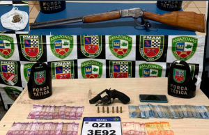 Dupla envolvida em assalto é presa na zona norte de ManausForça Tática da PMAM recupera bens roubados e apreende arma de fogo. Dupla envolvida em assalto é presa na zona norte de Manaus