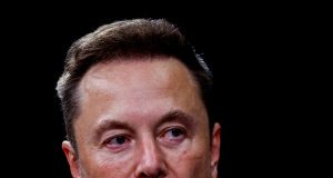 Elon Musk processa OpenAI por desvio de missão: inteligência artificial em disputa Elon Musk processa OpenAI por desvio de missão: inteligência artificial em disputa