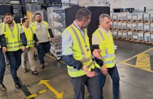 Suframa conhece tecnologias e certificações da ElectroluxVisita técnica realizada nesta quarta-feira (13), em Manaus, teve o objetivo de aprimorar o relacionamento com a empresa de origem sueca e também conhecer processos de fabricação e os principais mecanismos de sustentabilidade empregados pela fabricante. Suframa conhece tecnologias e certificações da Electrolux