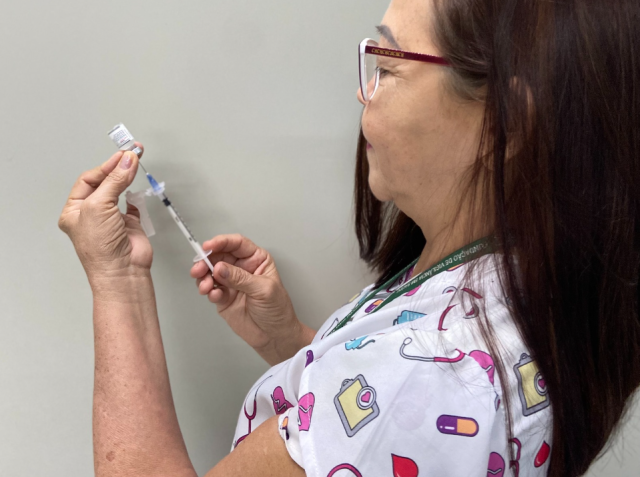 Vacinação contra dengue é ampliada para crianças e adolescentes de 10 a 14 anos no Amazonas