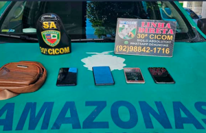 PMAM recupera quatro celulares roubados em área de mata no Jorge Teixeira PMAM recupera quatro celulares roubados em área de mata no Jorge Teixeira