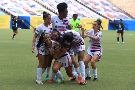 Na Arena da Amazônia, 3B vence Mixto (MT) e garante acesso a Série A1 do futebol feminino