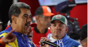 Nicolás Maduro é reeleito presidente em meio a acusações de fraude pela oposição Nicolás Maduro é reeleito presidente em meio a acusações de fraude pela oposição