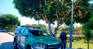 Polícia Militar do Amazonas recaptura dois foragidos da JustiçaUm dos suspeitos tentou roubar passageiros de um ônibus do transporte coletivo. Polícia Militar do Amazonas recaptura dois foragidos da Justiça