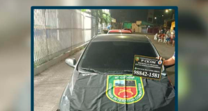 Polícia recupera veículo na zona lesteA vítima informou ser motorista de aplicativo, e teve o carro levado por assaltante que estava com uma arma de fogo. Polícia recupera veículo na zona leste