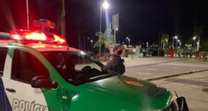 Na zona leste, polícia recaptura dois foragidos da Justiça após patrulhamentoUm dos homens possui passagem pela polícia pelo crime de roubo. Na zona leste, polícia recaptura dois foragidos da Justiça após patrulhamento