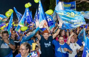 Cearazin Semisera participa de evento com Roberto Cidade no Coroado e reúne moradores do Jorge Teixeira para ouvir demandas e apresentar propostas