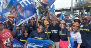 Cearazin Semisera realiza grande bandeiraço por bairros de Manaus e recebe apoio popular