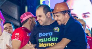 Cearazin Semisera e Roberto Cidade atraem multidão na zona Leste de Manaus