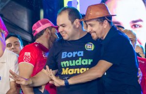 Cearazin Semisera e Roberto Cidade atraem multidão na zona Leste de Manaus