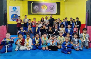 Colônia de Férias: Mais de 2,5 mil atletas do Pelci participaram de atividades lúdicas e recreativasAs dinâmicas aconteceram nos mais de 40 núcleos do programa na capital e interior. Colônia de Férias: Mais de 2,5 mil atletas do Pelci participaram de atividades lúdicas e recreativas