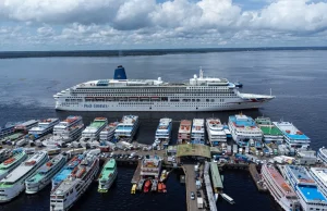 O MS Aurora, o maior cruzeiro da temporada, chega ao Porto de Manaus.Partindo da Inglaterra no início de janeiro, o navio segue para Parintins nesta quarta-feira, 29. MS Aurora