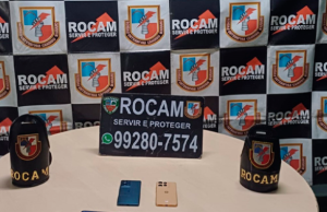 Polícia Militar prende homem por envolvimento em roubo, no CentroO suspeito já possuí passagem pela polícia pelo crime de estelionato. Polícia Militar prende homem por envolvimento em roubo, no Centro