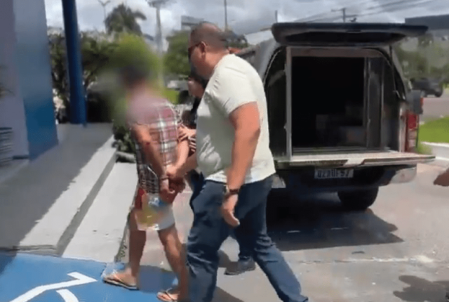 Polícia Civil prende homem condenado a mais de 16 anos por tentativa de feminicídio; autor atirou no rosto da companheira Polícia Civil prende homem condenado a mais de 16 anos por tentativa de feminicídio; autor atirou no rosto da companheira