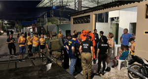 CIF fiscaliza cinco locais e encerra um bloco de rua que funcionava de forma irregularO objetivo da ação é verificar possíveis irregularidades nos eventos. CIF fiscaliza cinco locais e encerra um bloco de rua que funcionava de forma irregular