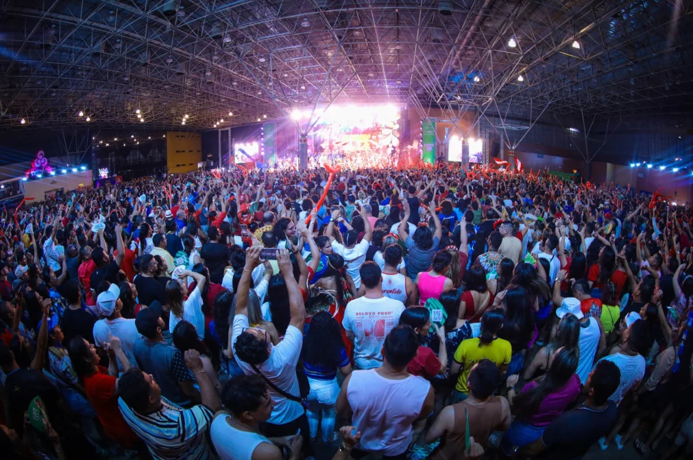 Carnaboi 2025 A tradicional união do boi-bumbá com o Carnaval em duas noites de festa