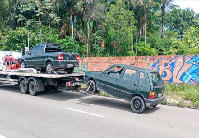 Operação Marfim Polícia Militar do Amazonas prende homem e apreende veículo com restrição de furto Operação Marfim Polícia Militar do Amazonas prende homem e apreende veículo com restrição de furto