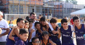 Pelci celebra três anos transformando vidas por meio do esporte no AmazonasPrograma lançado em 2022 alcançou mais de 15 mil atletas na capital e no interior. Pelci celebra três anos transformando vidas por meio do esporte no Amazonas