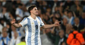 Brasil sofre goleada da Argentina por 4 a 1 nas Eliminatórias Brasil sofre goleada da Argentina por 4 a 1 nas Eliminatórias