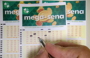 Mega-Sena sorteia neste sábado prêmio acumulado em R$ 10 milhõesApostas podem ser feitas até as 19h, horário de Brasília. Mega-Sena sorteia neste sábado prêmio acumulado em R$ 10 milhões