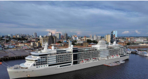 Navio inédito Silver Ray aporta em Manaus com mais de 1,1 mil turistasTemporada de cruzeiros 2024/2025 deve totalizar com 15 navios e movimentação de R$ 3,9 milhões na economia local. Navio inédito Silver Ray aporta em Manaus com mais de 1,1 mil turistas