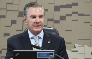 Collor ficará em ala especial de presídio em MaceióAdvogados pediram prisão domiciliar para o ex-presidente. Collor ficará em ala especial de presídio em Maceió