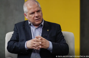 Justiça determina afastamento do presidente do INSSAlessandro Stefanutto é um dos alvos da Operação Sem Desconto. Justiça determina afastamento do presidente do INSS