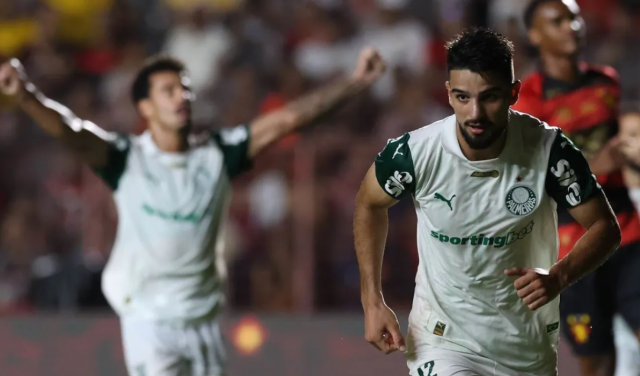 Pênalti contestado decide, e Palmeiras vence o Sport na Ilha do Retiro Pênalti contestado decide, e Palmeiras vence o Sport na Ilha do Retiro