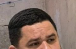 Polícia Civil divulga imagem de homem que agrediu a companheira com bebê de colo, em ManacapuruAs denúncias podem ser realizadas pelos números (92) 9517-0201, da DEP de Manacapuru, ou pelo 181, da SSP-AM. Polícia Civil divulga imagem de homem que agrediu a companheira com bebê de colo, em Manacapuru