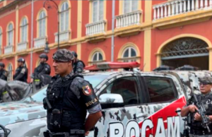 Polícia Militar em ação conjunta captura foragido da Justiça no Distrito IndustrialHomem foi preso após ser localizado com base em informações do setor de inteligência. Polícia Militar em ação conjunta captura foragido da Justiça no Distrito Industrial