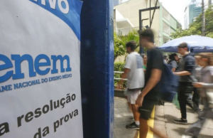Prazo para pedir isenção da inscrição no Enem começa nesta segundaInteressados têm até 25 de abril para fazer a solicitação. Prazo para pedir isenção da inscrição no Enem começa nesta segunda