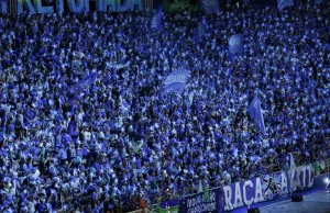 Festival de Parintins 2025: Caprichoso abre a terceira noite reverenciando a retomada dos povos origináriosBoi da nação azul apresentou o tema “Kaá-eté – Retomada pela Vida”. Festival-de-Parintins-2025-Caprichoso-abre-a-terceira-noite-reverenciando-a-retomada-dos-povos-originarios-