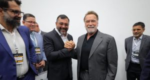 Governador Wilson Lima apresenta a Arnold Schwarzenegger papel estratégico do Amazonas na agenda climática global e na defesa dos povos da florestaEx-governador da Califórnia e um dos fundadores da Força-Tarefa dos Governadores para o Clima e Florestas (GCF Task Force) participou do Festival Expert XP, em São Paulo governador Wilson Lima