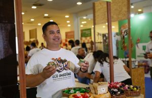 Eco Amazônia 2026 reúne produtos da sociobiodiversidade de 13 Unidades de Conservação do AmazonasEvento promovido pelo Governo do Amazonas destaca bioeconomia e cadeias produtivas sustentáveis durante Semana do Meio Ambiente. Eco Amazônia 2026 reúne produtos da sociobiodiversidade de 13 Unidades de Conservação do Amazonas