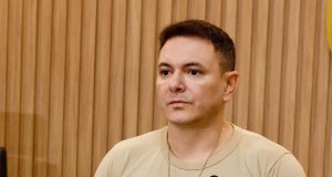 PC-AM prende homem por envolvimento em diversos roubos a ônibus planejados por grupo criminosoOs suspeitos utilizavam aplicativo de mensagens para planejar as ações criminosas. PC-AM prende homem por envolvimento em diversos roubos a ônibus planejados por grupo criminoso