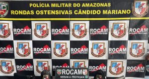 Base Arpão 2: PMAM prende mulher com R$ 580 mil em drogas dentro de embarcaçãoAs drogas estavam escondidas dentro da mochila da suspeita de 31 anos. Base Arpão 2: PMAM prende mulher com R$ 580 mil em drogas dentro de embarcação