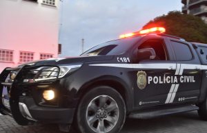 Em Iranduba, PC-AM prende homem condenado por roubo em ManausO autor teria um longo histórico de processos criminais, incluindo práticas de homicídio e latrocínio. Em Iranduba, PC-AM prende homem condenado por roubo em Manaus