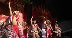 Curral do Garantido reúne itens oficiais e torcida em grande festa no SambódromoNoite da Celebração Folclórica reuniu itens oficiais e apresentações que anteciparam o clima do Festival de Parintins. Curral do Garantido reúne itens oficiais e torcida em grande festa no Sambódromo