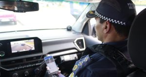 Em menos de 24h, Polícia Militar do Amazonas captura três foragidos da JustiçaHomens eram procurados por não pagamento de pensão alimentícia e pelos crimes de tráfico de drogas e roubo. Em menos de 24h, Polícia Militar do Amazonas captura três foragidos da Justiça