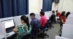 Secretaria de Educação abre as inscrições para a 2ª mobilização do Provão Eletrônico no interiorSerão oferecids 2,5 mil vagas, para realização entre os dias 25 e 29 de maio. Município de Uarini receberá o Provão pela primeira vez. Secretaria de Educação abre as inscrições para a 2ª mobilização do Provão Eletrônico no interior