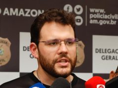 PC-AM prende homem por matar mototaxista que defendeu mulher durante briga de casal PC-AM prende homem por matar mototaxista que defendeu mulher durante briga de casal