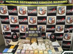 PMAM prende dupla com drogas, R$ 6,5 mil em espécie e balanças de precisão na zona norte de Manaus PMAM prende dupla com drogas, R$ 6,5 mil em espécie e balanças de precisão na zona norte de Manaus