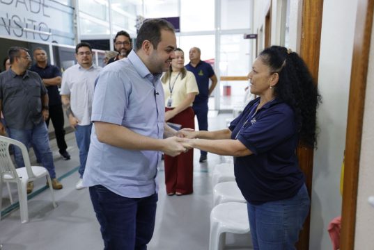 Governador Roberto Cidade anuncia reajuste salarial, adicional noturno e convocação de concursados para o Detran-AM Governador Roberto Cidade anuncia reajuste salarial, adicional noturno e convocação de concursados para o Detran-AM