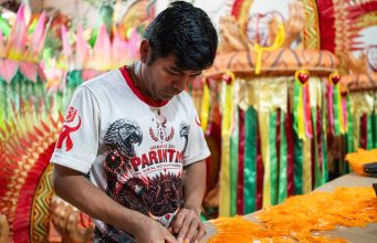 Festival de Parintins 2026: Amor pelo Boi Garantido move trabalhadores e fortalece a economia criativa Festival de Parintins 2026: Amor pelo Boi Garantido move trabalhadores e fortalece a economia criativa