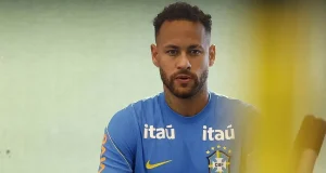 Neymar deve ficar fora da estreia, mas pode reforçar o Brasil contra o Haiti